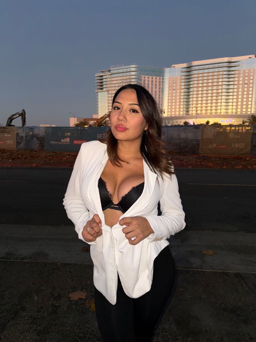 Take a pause and enjoy Ali Cruz — streaming from Odessa