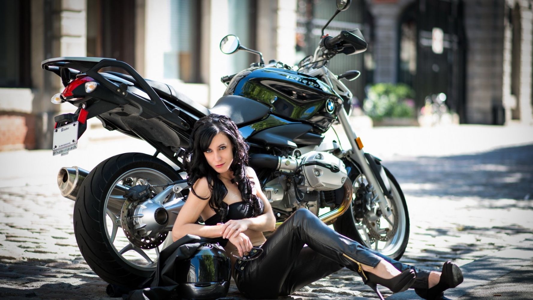 European women on bikes in Odessa