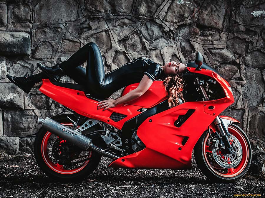 Beautiful girl Beautiful girls and motorcycles in Odessa