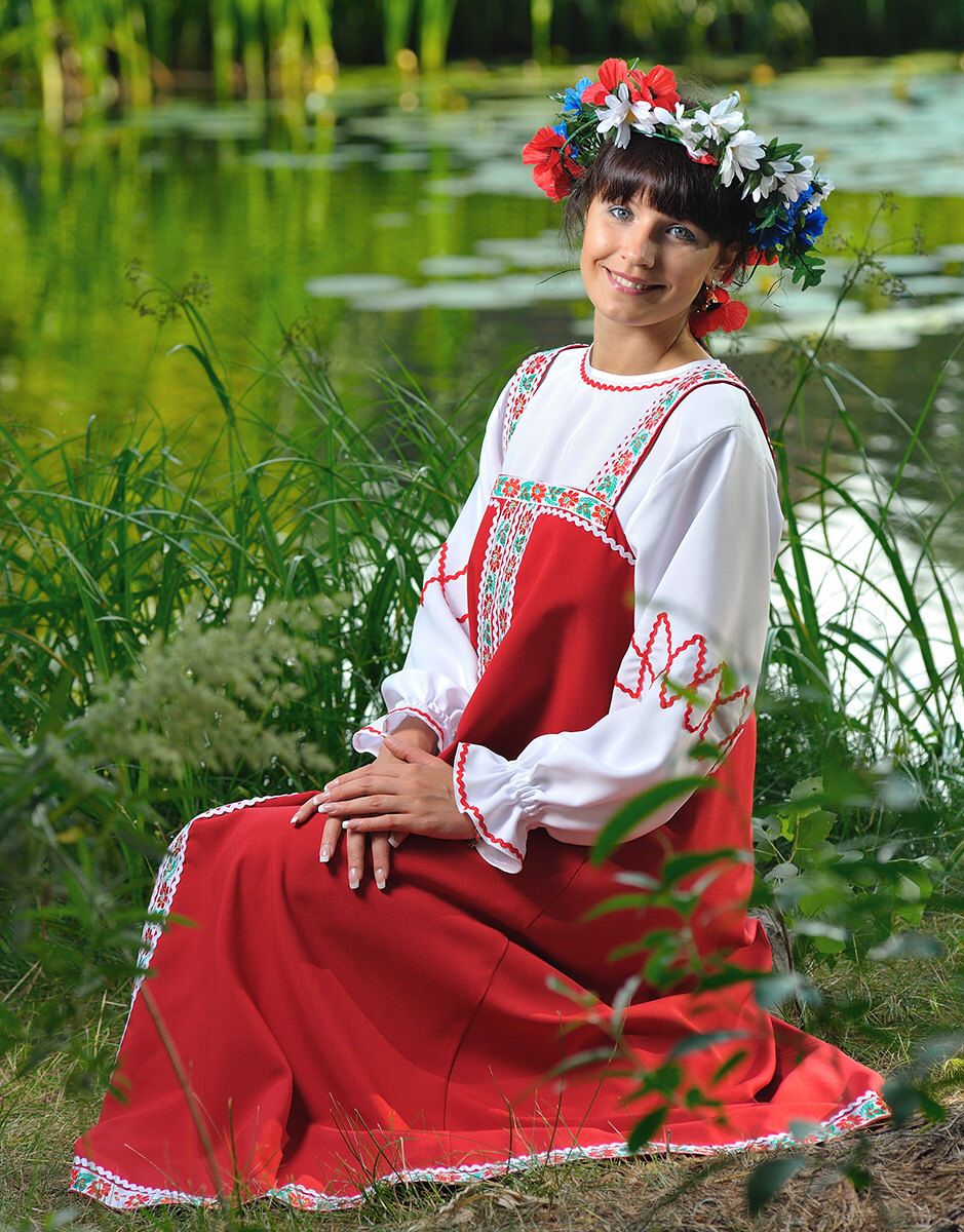 Beautiful girl Girls in Slavic costumes in Odessa